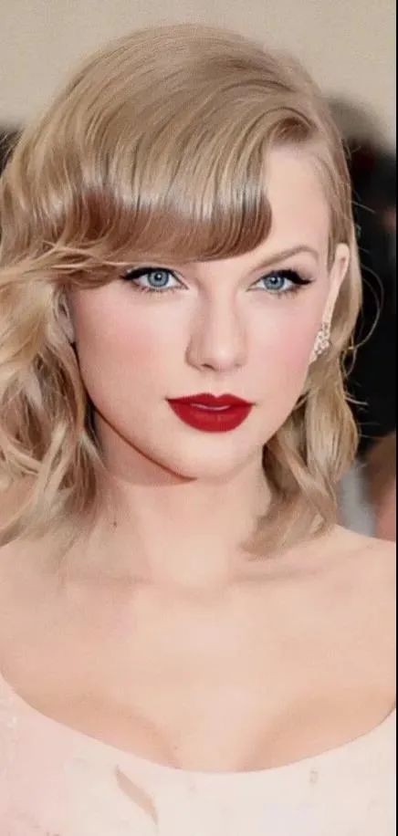 霉 霉 | 泰勒斯威夫特（Taylor Swift) 壁纸