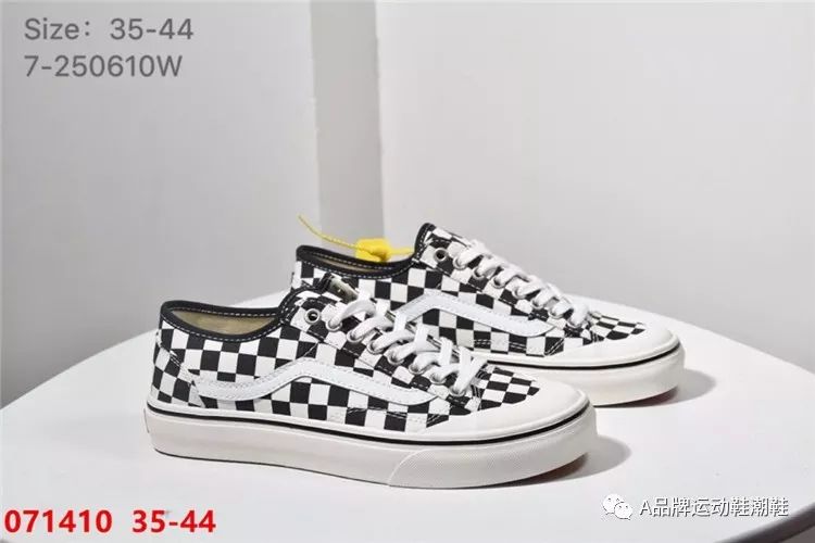 万斯 VANS X CHROME HEARTS X CHANEL 格子 板鞋