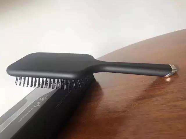 【75包邮】英国 GHD paddle brush 气垫梳按摩梳子大板梳气囊梳顺发梳家用