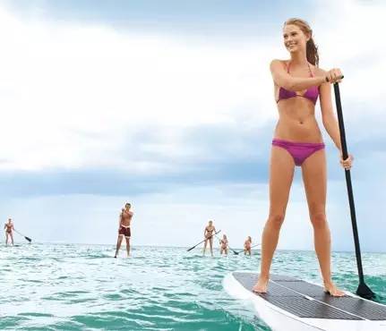 这个夏天没玩过Paddle Boarding，就等于没过去海边