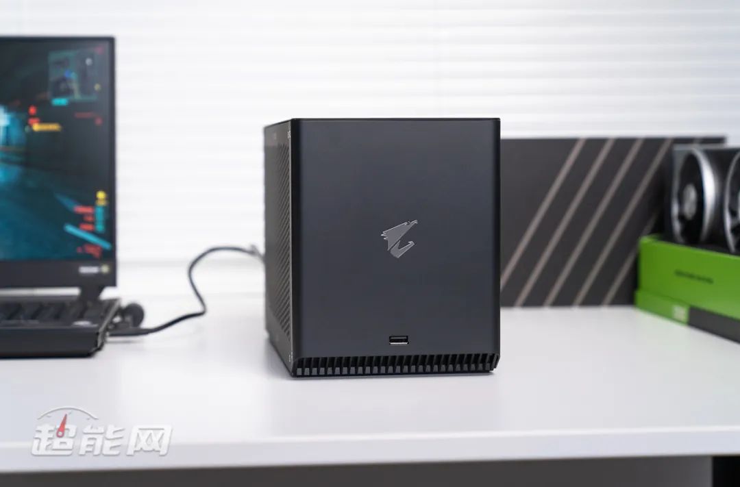 技嘉AORUS RTX 3080 GAMING BOX显卡坞体验：笔记本的光追游戏性能加倍匣