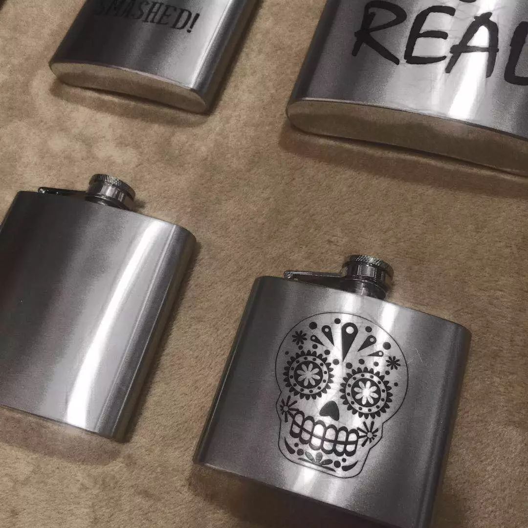 HIP FLASK 入门级的304钢酒壶多种规格男人户外的随身品