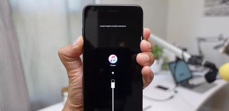 iOS14 Bug 太多，进来降级！