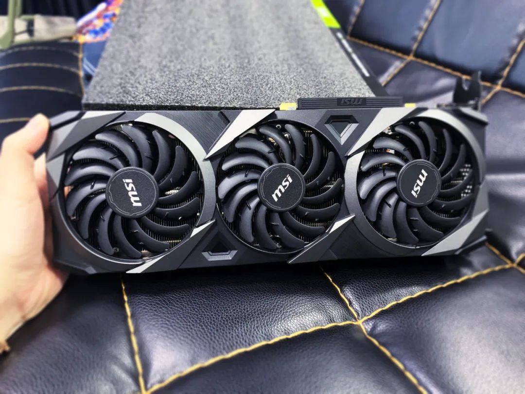 新显卡的惊喜：RTX 3080万图师