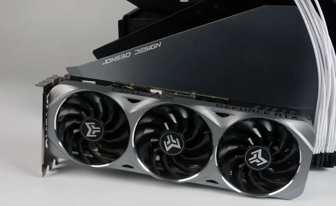 2020年末装机要有排面，RTX3080显卡配MOD5机箱装机推荐