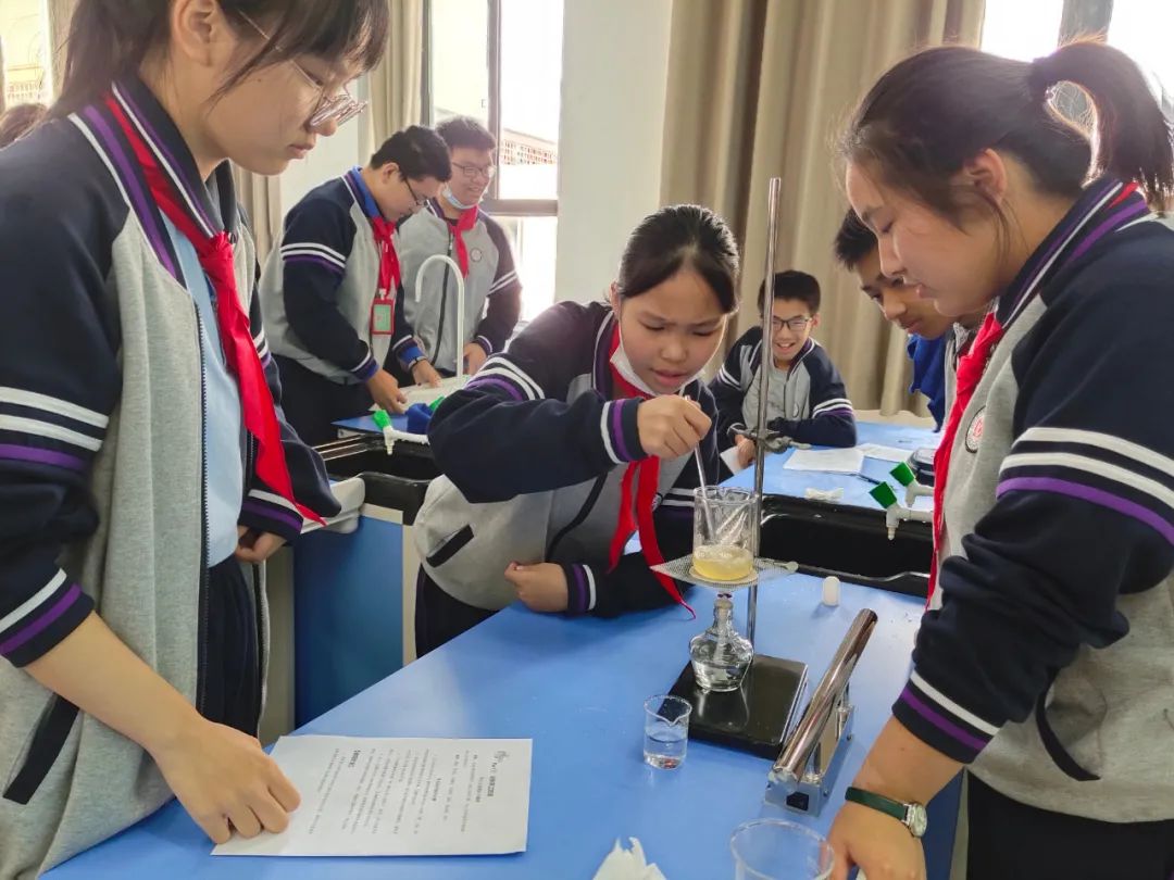 东城中学STEAM学习大揭秘|大概念背景下跨学科PBL教学《肥皂的奥秘》