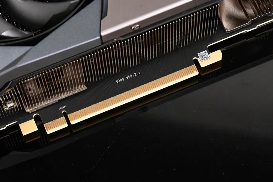 微星GeForce RTX 3080 SUPRIM X显卡评测：一身武艺，“超”越魔龙