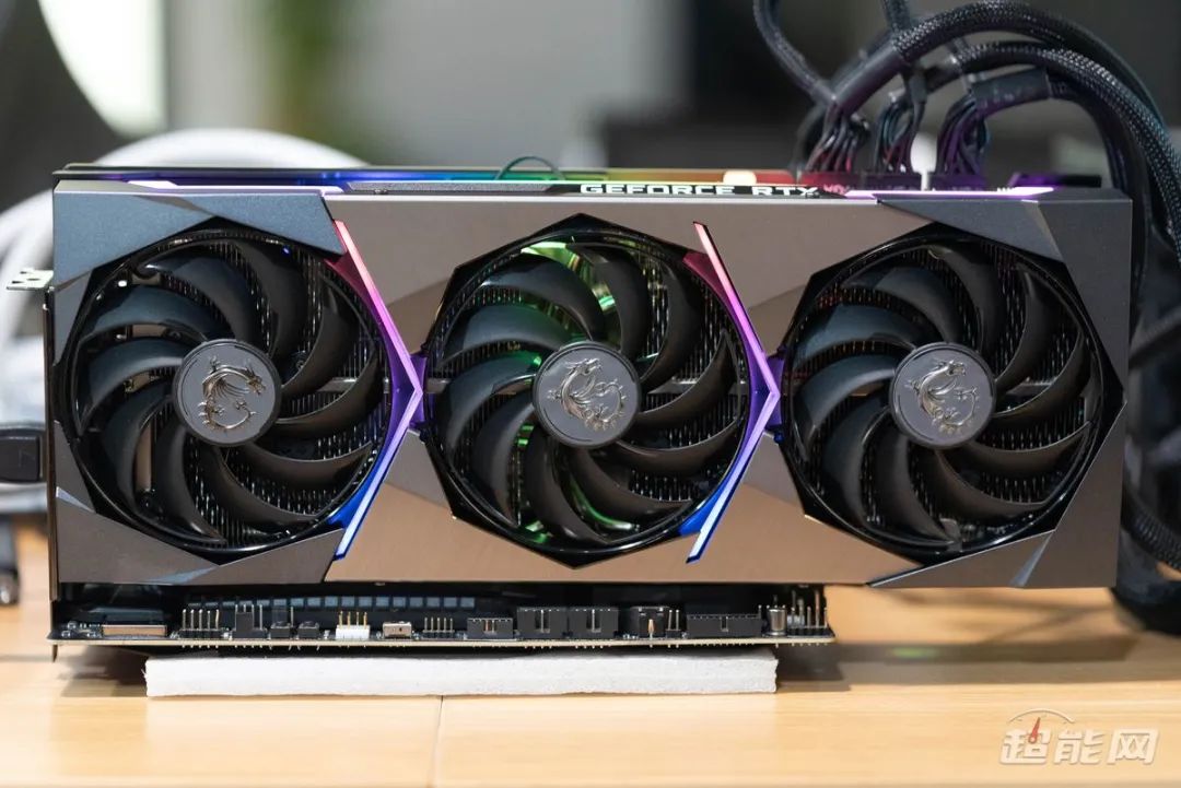 微星GeForce RTX 3080 SUPRIM X显卡评测：一身武艺，“超”越魔龙