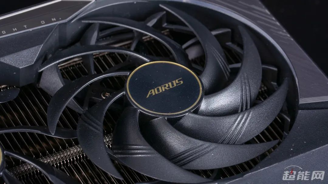 AORUS RTX 3080 XTREME大雕显卡评测：更大、更冷、更安静的高性能显卡