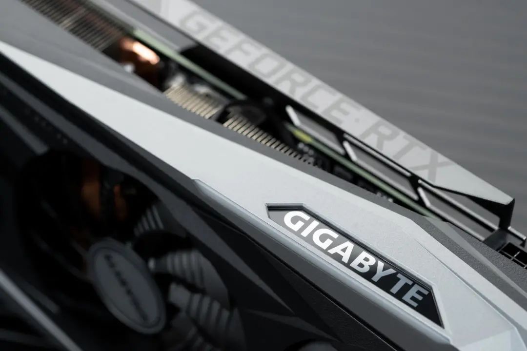 解锁性能上限，技嘉RTX 3080魔鹰比强更强！