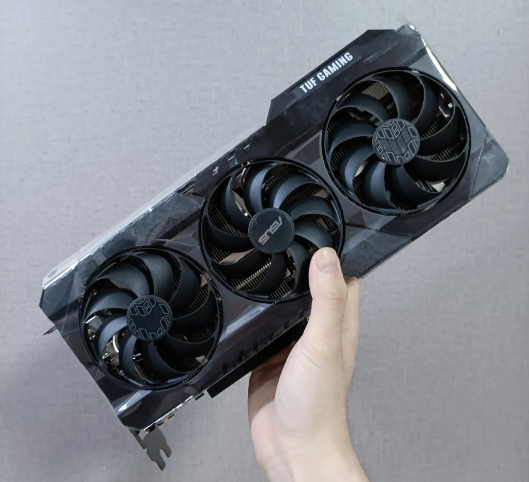 不可思议的性价比◆华硕TUF RTX3080-10G-GAMING显卡 ITX小机箱测试分享