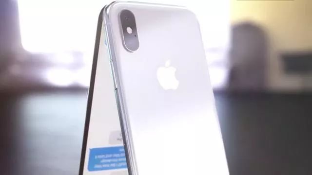 iPhone V：苹果首代翻盖机来了...