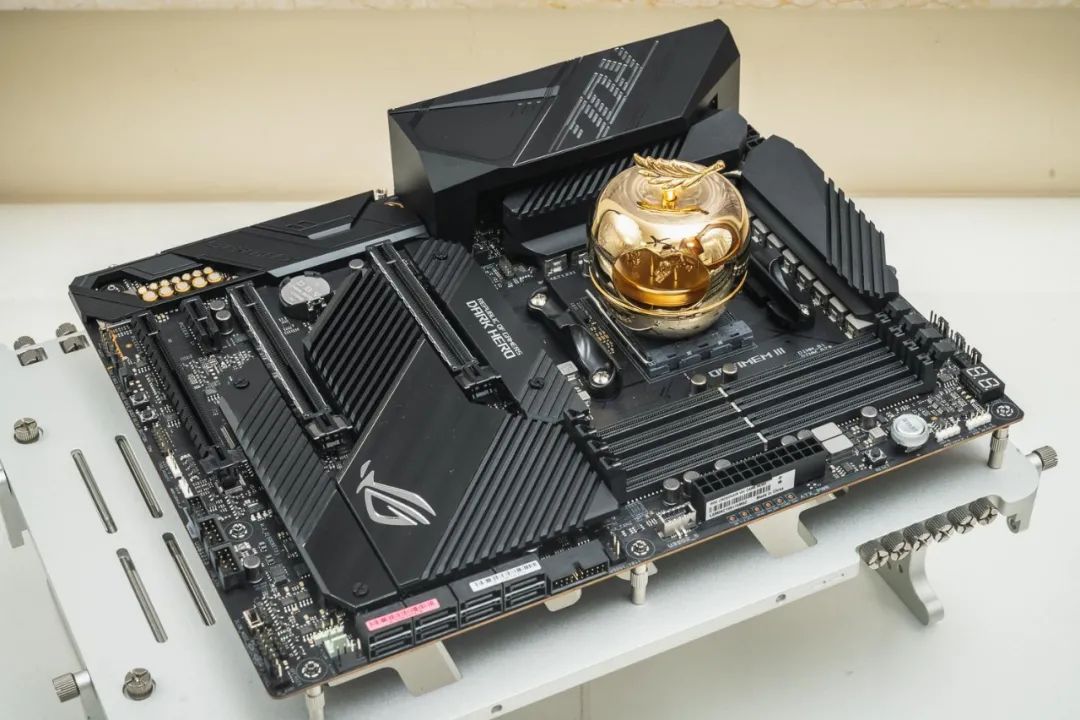 【茶茶】苏妈满血回归，AMD RX 6900XT 测试报告