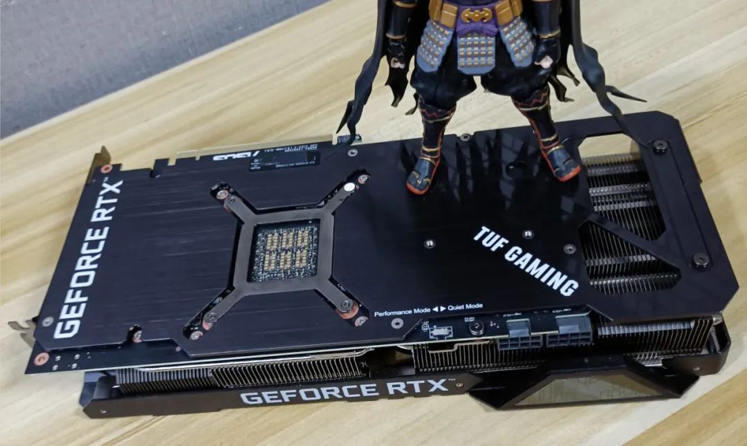 不可思议的性价比◆华硕TUF RTX3080-10G-GAMING显卡 ITX小机箱测试分享