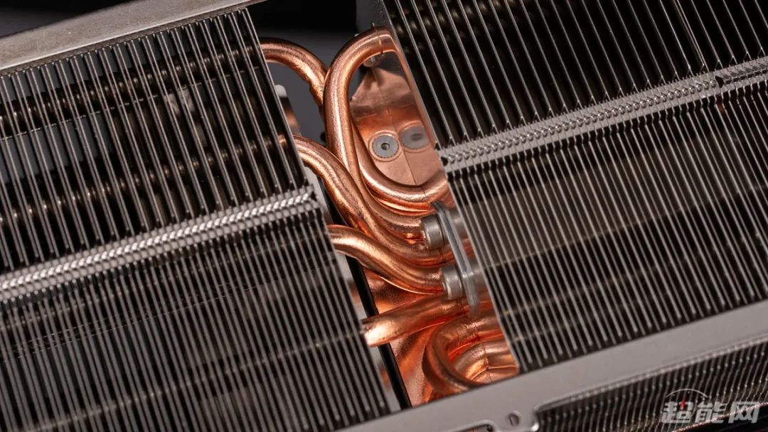 AORUS RTX 3080 XTREME大雕显卡评测：更大、更冷、更安静的高性能显卡