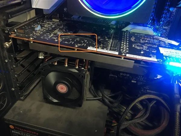 AMD RX 6900新旗舰显卡核心照首曝：庞大无比