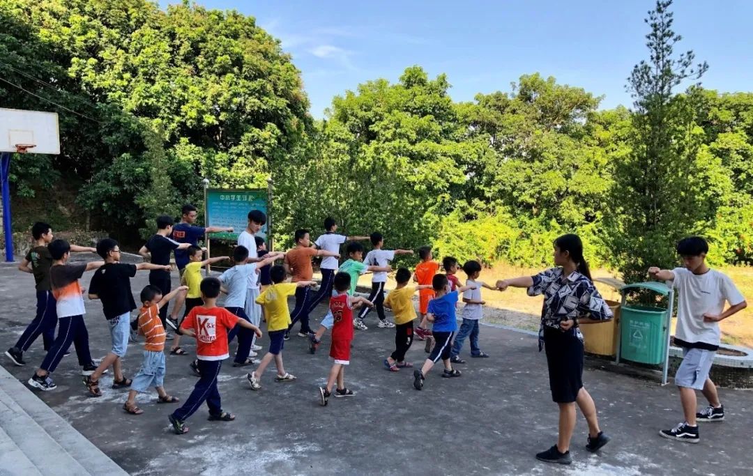 【粤台人工智能学院】三下乡|爱心义教,牵手童心,筑梦未来