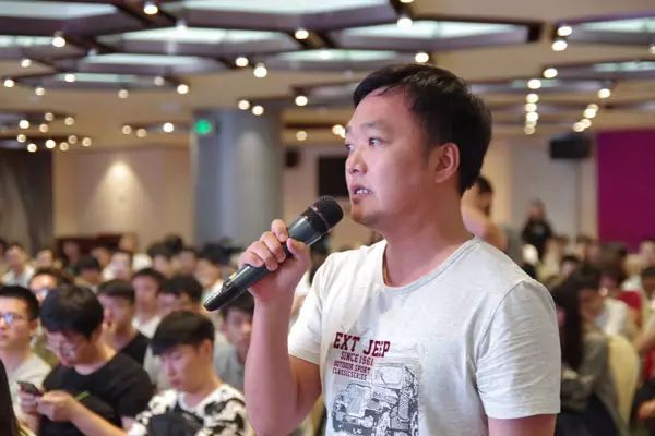 广州源创会图文回顾，大漠穷秋现身分享Angular