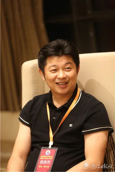 国际潮商会长俱乐部组团考察湛江，洽谈人工智能、大数据、新能源等项目