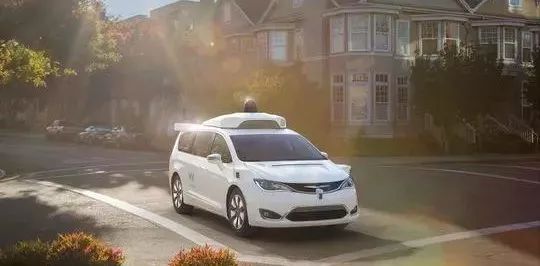 自动驾驶公司最新排名：Waymo、通用、福特领先，苹果、特斯拉垫底