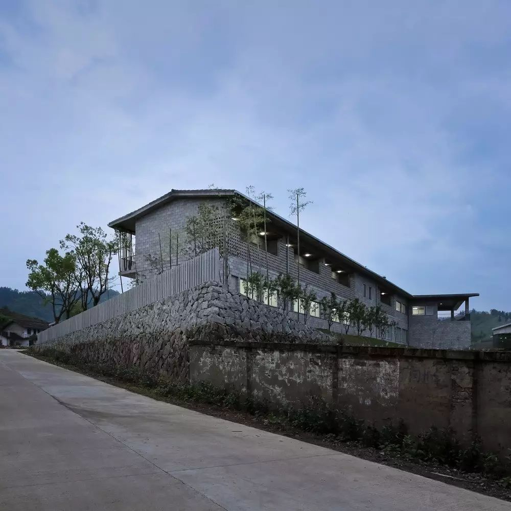 Wuyishan Bamboo Raft Factory / TAO - Trace Architecture Office