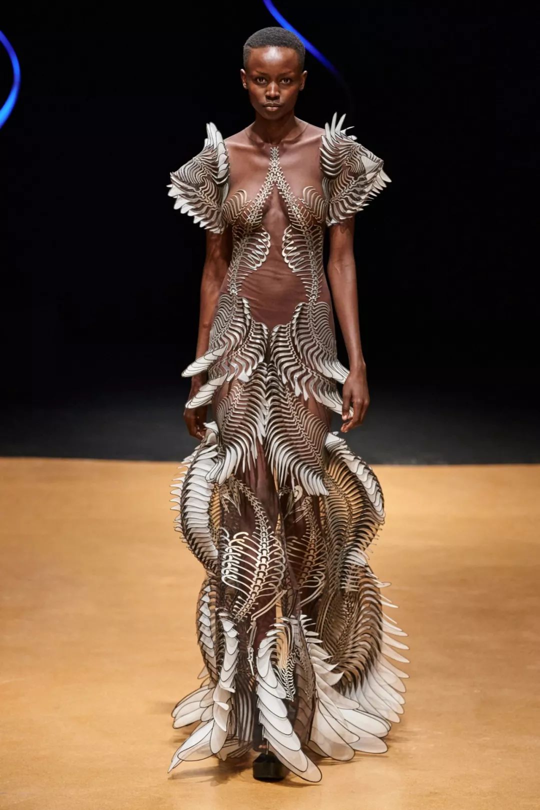 IRIS VAN HERPEN SPRING 2020 COUTURE