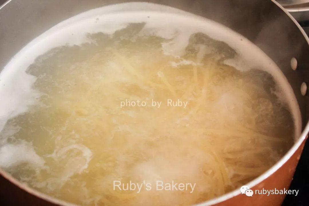 『Ruby美食』白葡萄酒海鲜意面（Seafood Pasta with White Wine）