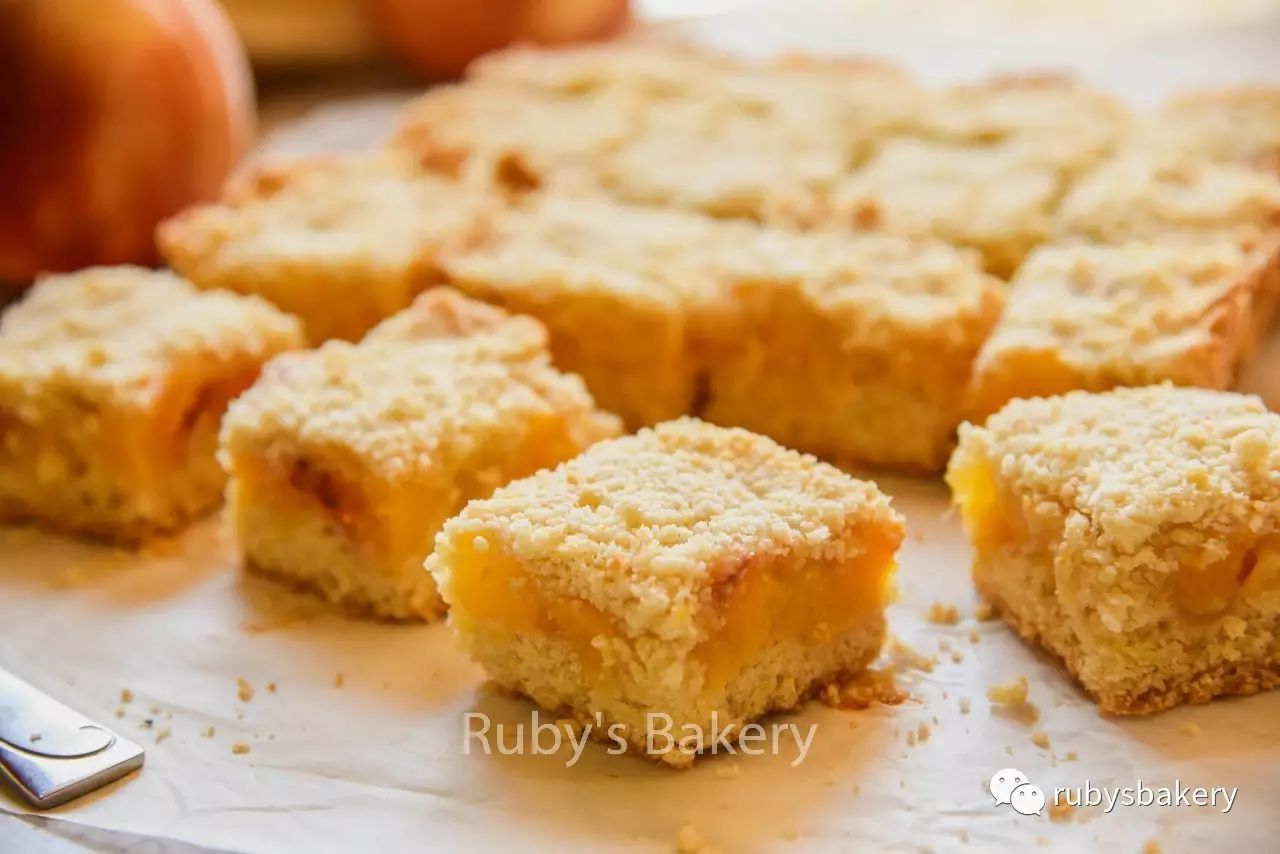 65.『Ruby烘焙』美式桃子酥粒蛋糕（Peach Crumble Bars）