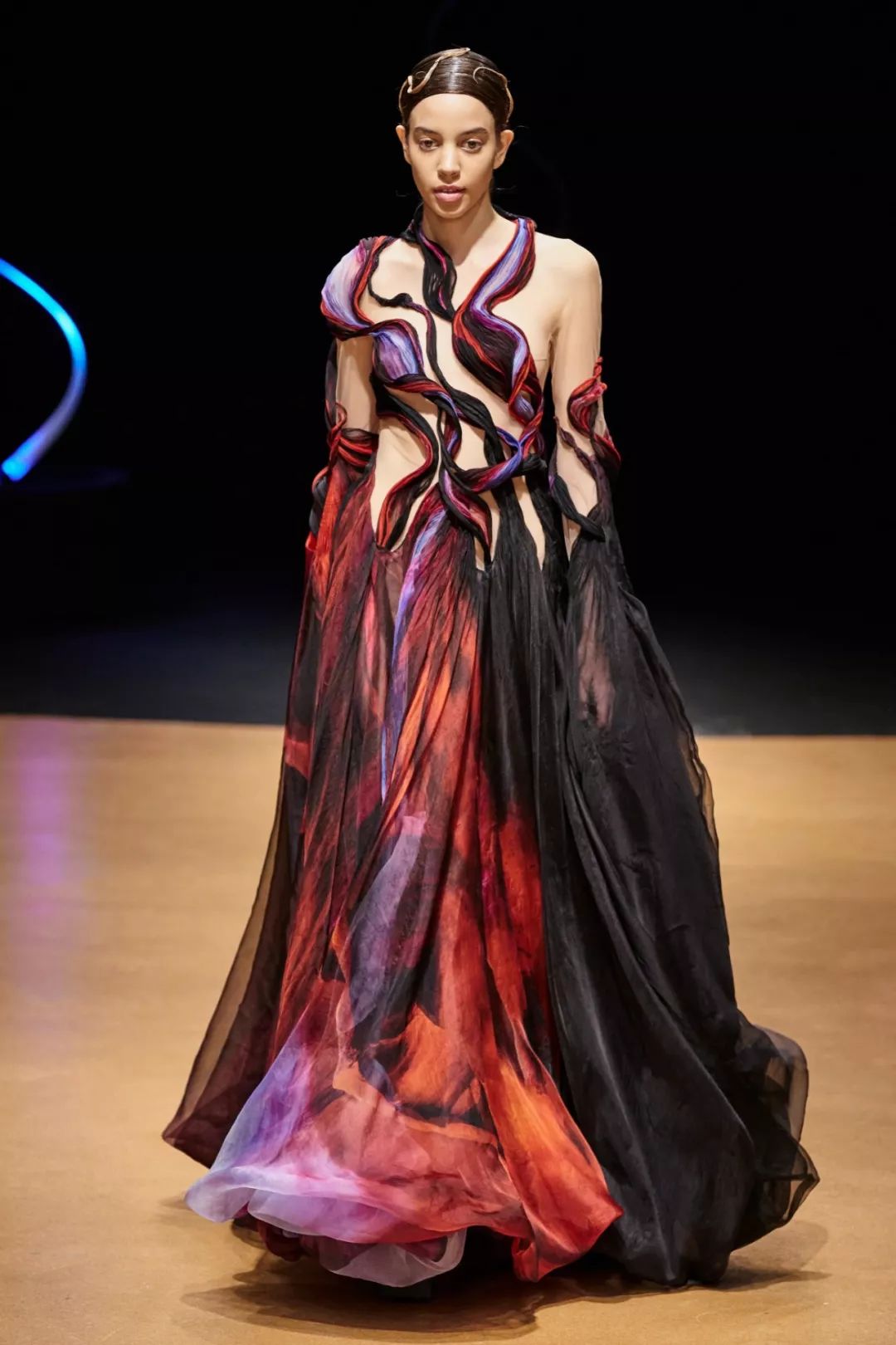 IRIS VAN HERPEN SPRING 2020 COUTURE