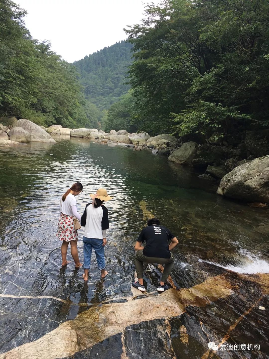 【 ide原创】游山玩水穿林间 欢声笑语庆周年