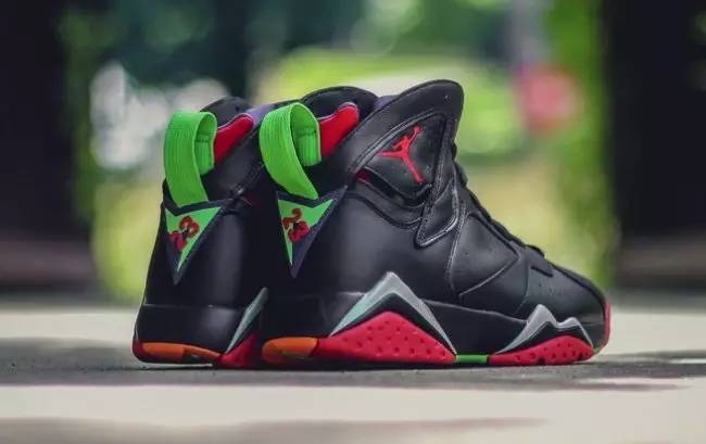 发售提醒：Air Jordan 7 “Marvin The Martian”