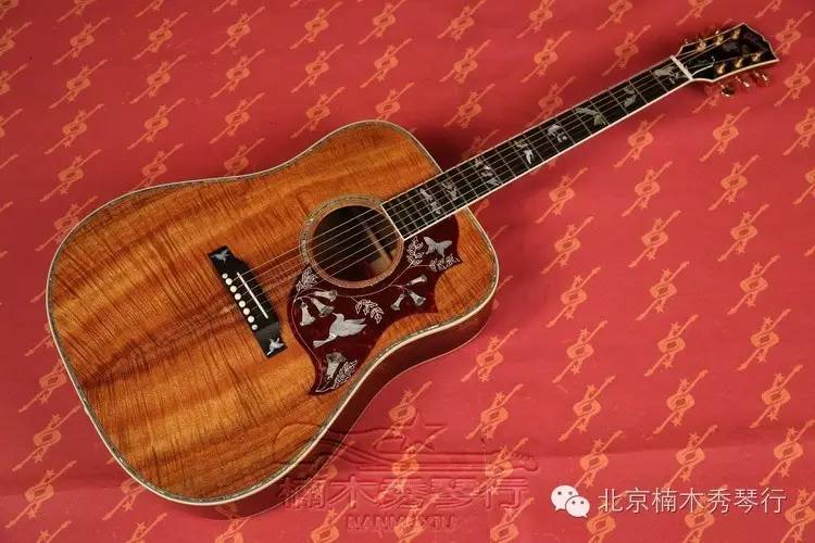 Gibson Hummingbird Koa 特别限量版