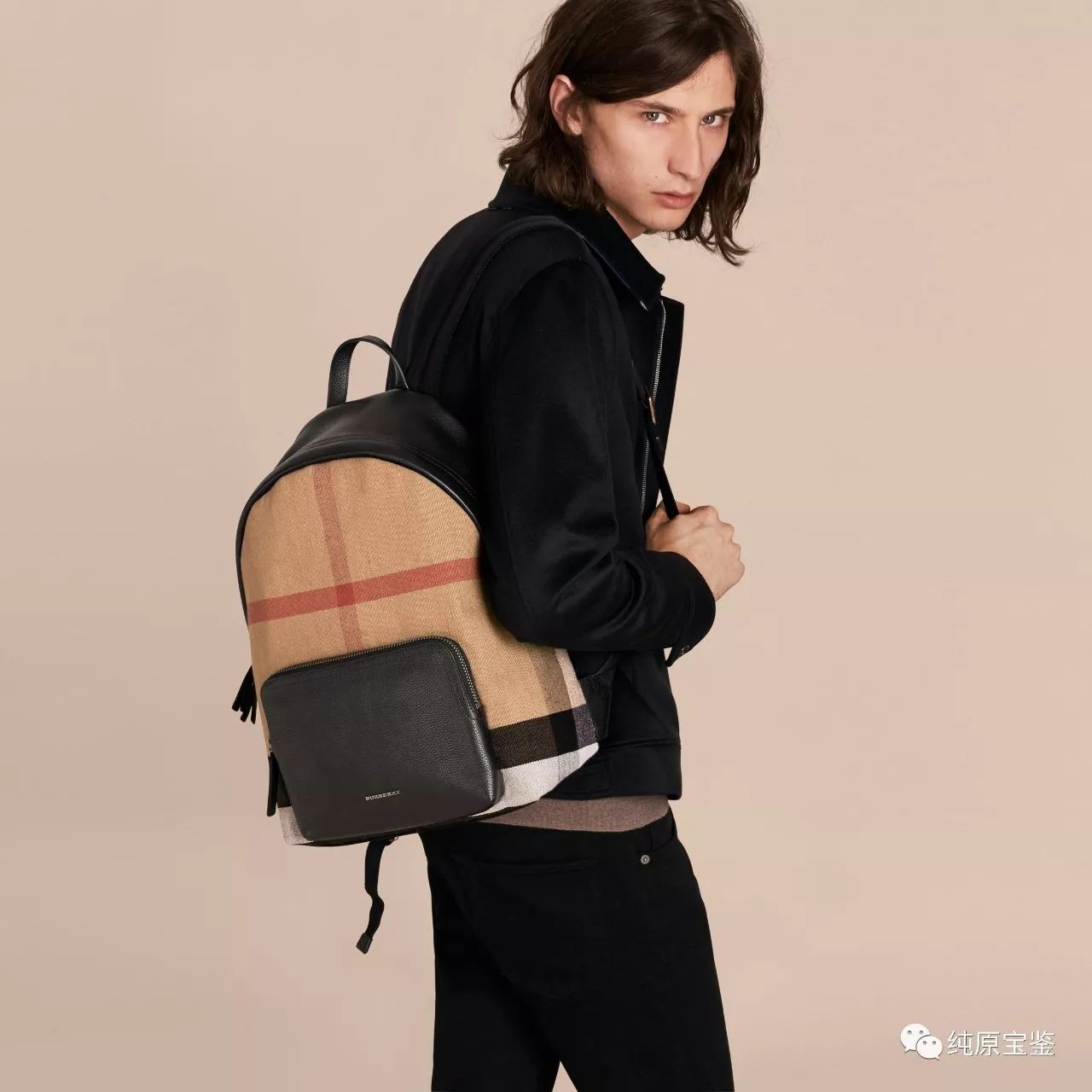 Burberry Canvas 格纹双肩包鉴别要点