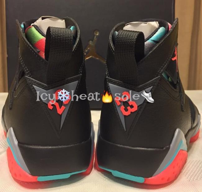 火星人马文 Air Jordan 7 “Marvin the Martian” 实物