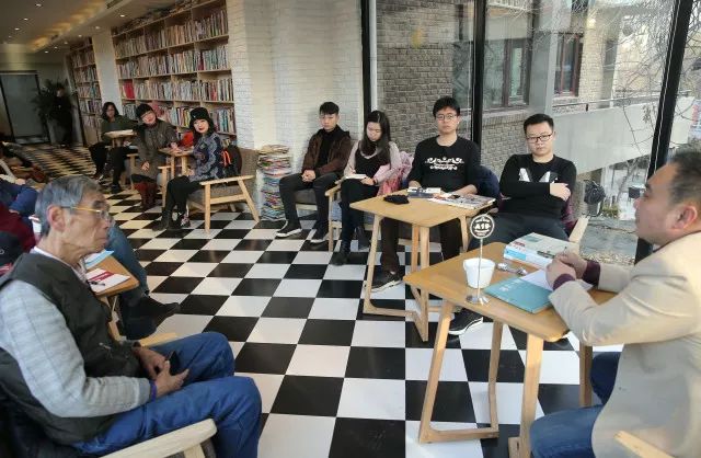 读书分享会 | Hive 104 Book Bar：是一小时，也是一生