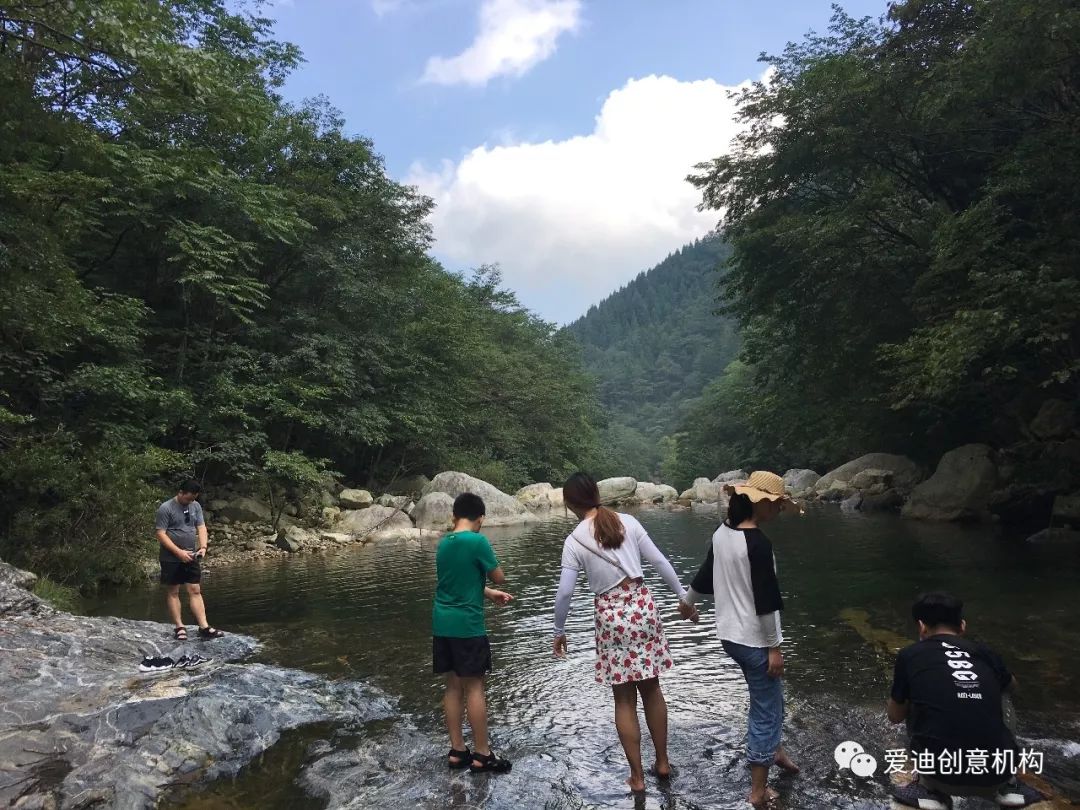 【 ide原创】游山玩水穿林间 欢声笑语庆周年