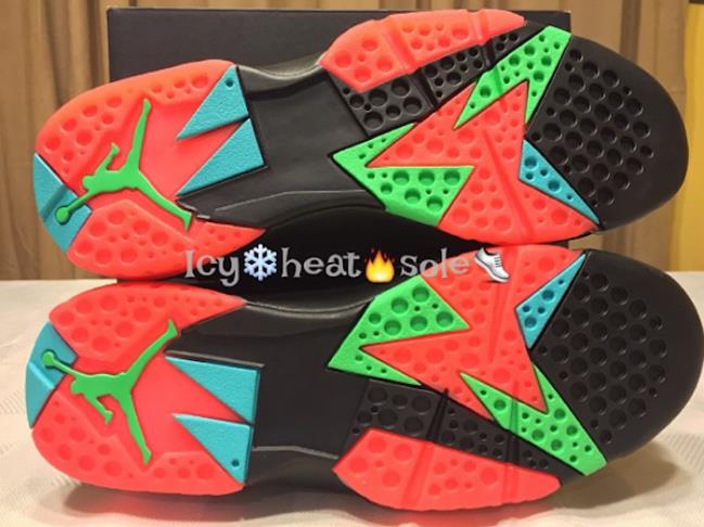 火星人马文 Air Jordan 7 “Marvin the Martian” 实物