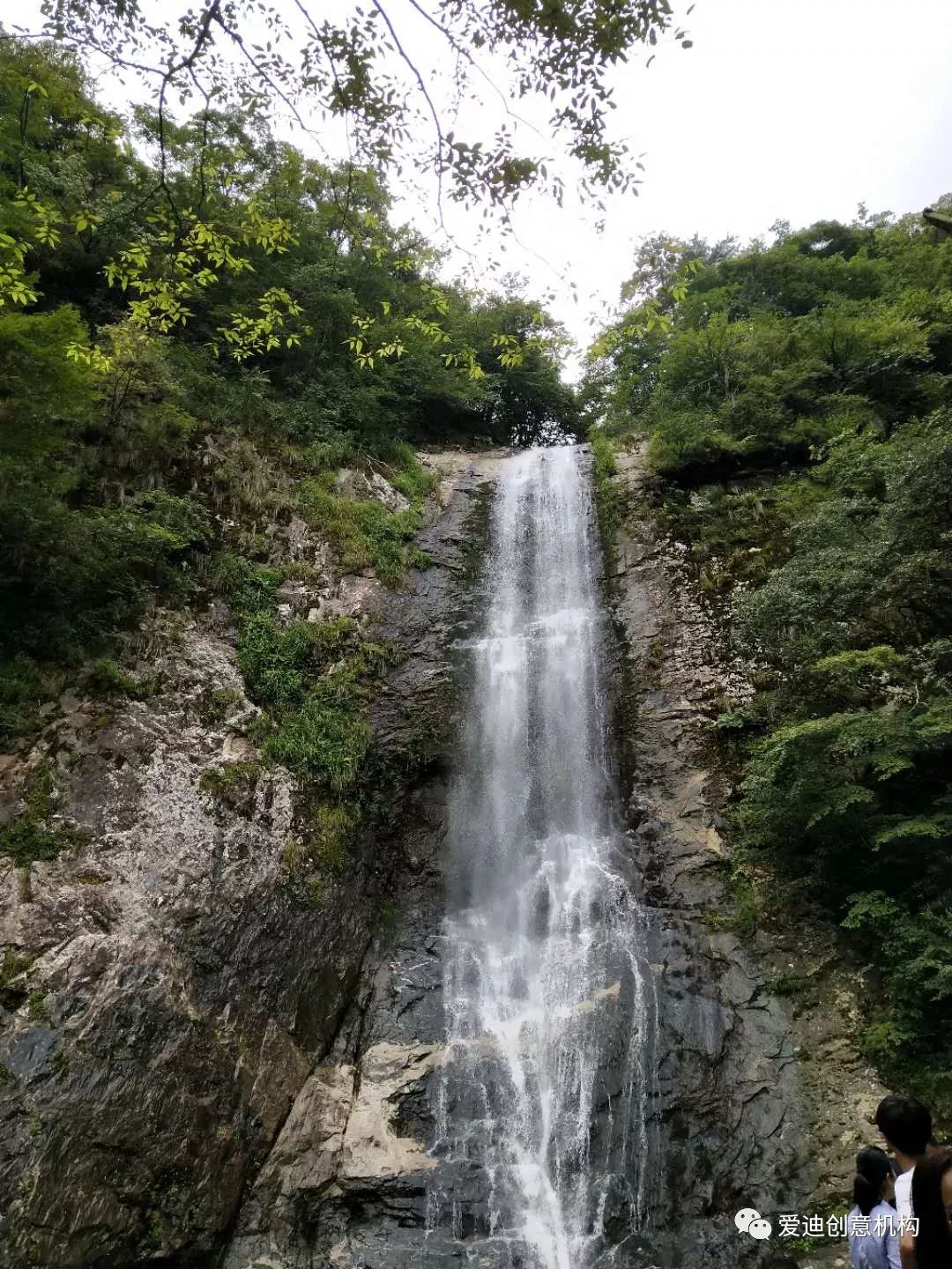 【 ide原创】游山玩水穿林间 欢声笑语庆周年