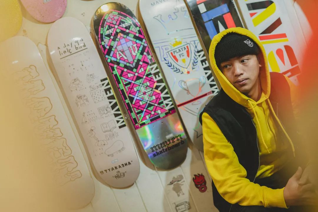 向小军 “小黑” 正式加入 Maven Skateboards