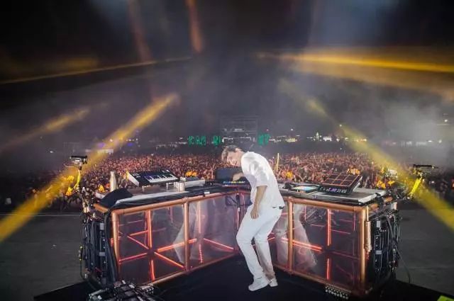 周一新品推荐：Party Favor、Baauer、Flume、RL Grime