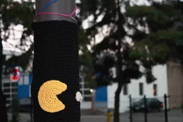 ”Yarn bombing“ 针织涂鸦