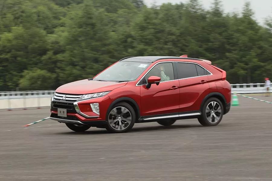 家族新生力军，北海道尝鲜试驾奕歌ECLIPSE CROSS