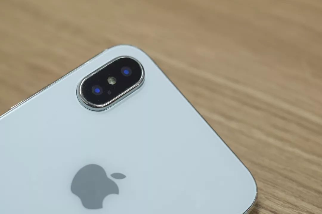 买了一部 70 块的 iPhone X，被华强北的技术震撼到了..