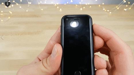 iPhone mini 来了...辣么小？