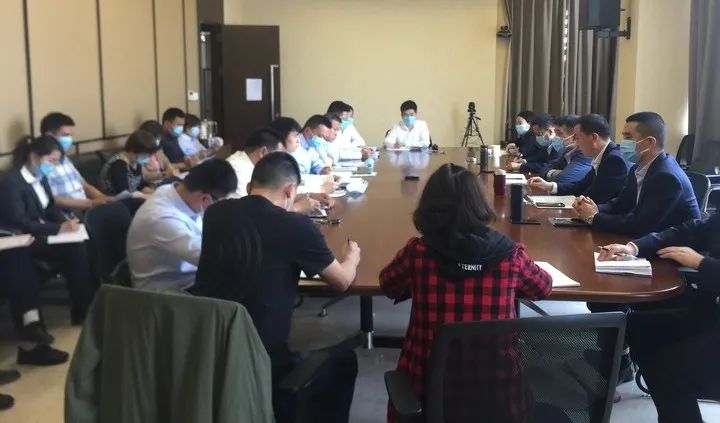 装饰公司召开项目管理研讨会