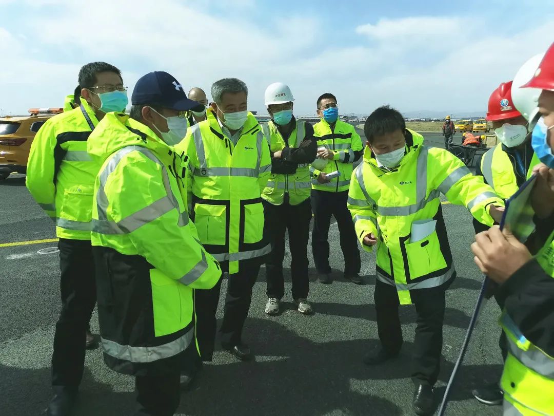 建设项目管理中心“抓作风、强三基、守底线”专项活动拉开序幕