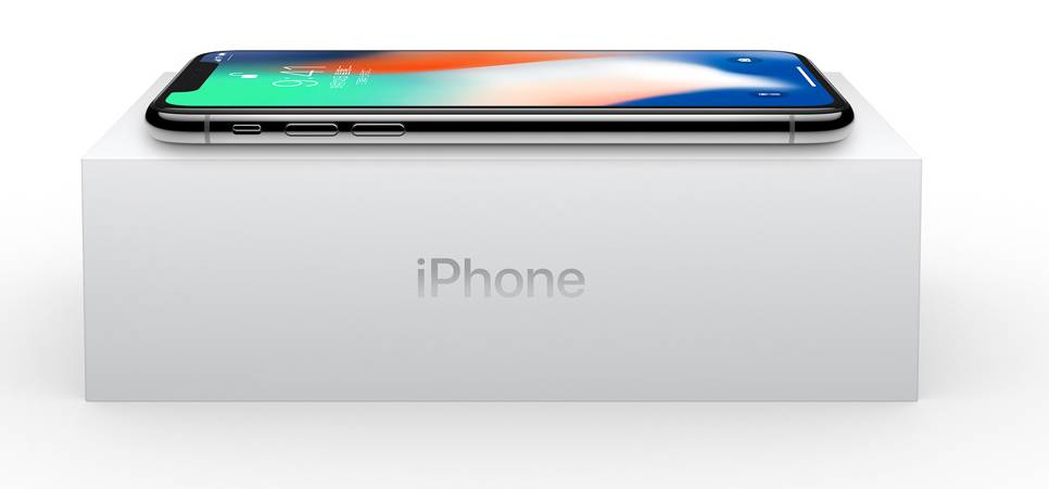 iPhoneX全球第一开箱视频，iPad牛排月底停止所有服务