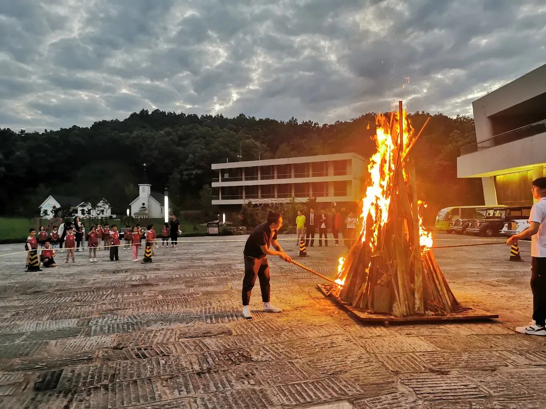 悠森湿地风情，亲近自然秦岭 ——LUA毕业班毕业之旅