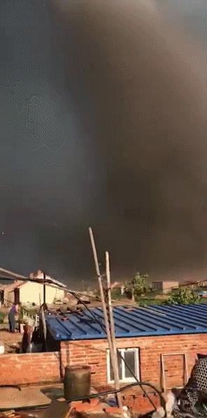 Strong Tornado Hits Northern China, 6 Dead, 190 injured..(Video)